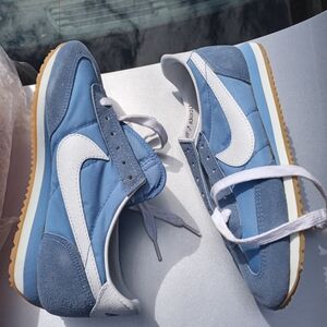 Nike Blue and White Retro Sneakers